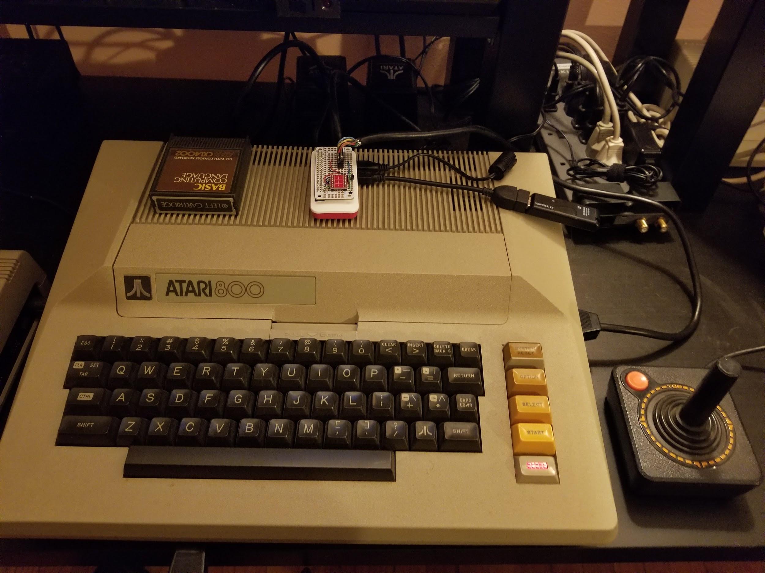 The whole Atari 800 and SIO2Pi setup sitting on my table